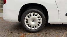 Vauxhall Combo Life 100kW Design XL 52kWh 5dr Auto [7 Seat] Electric Estate